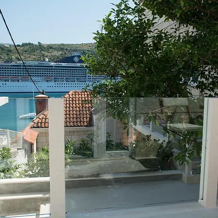 Zara Apartament