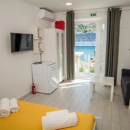 Zara Apartament *