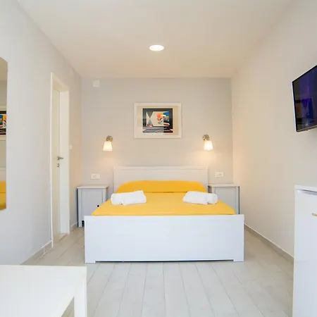 Zara Apartament